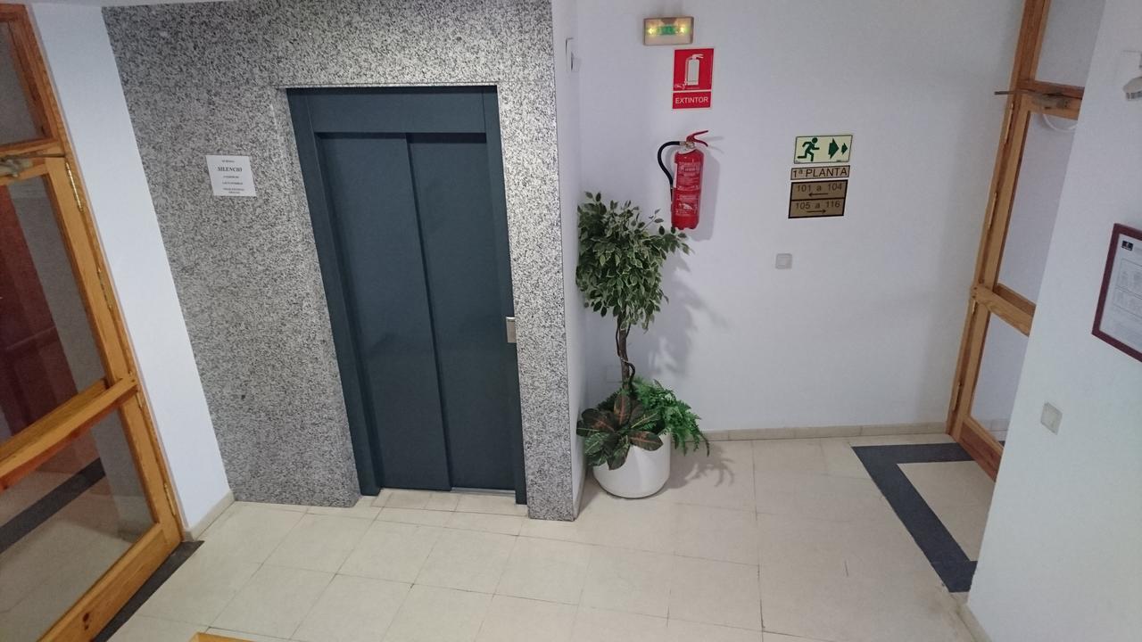 Hotel Valmar Villar de Olalla Kültér fotó